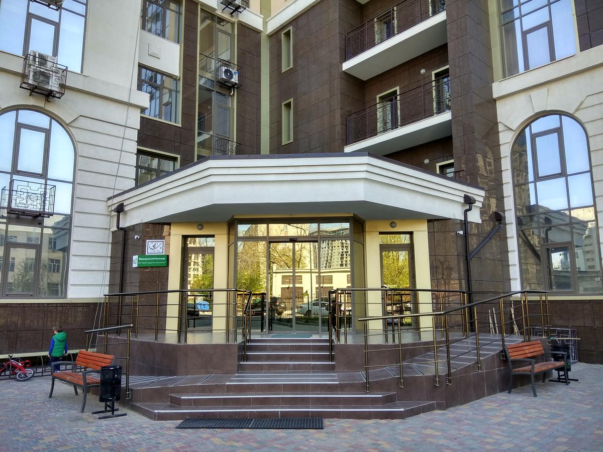 Аркадия Апартаменты На Первой Линии От Моря Odesa Exterior foto